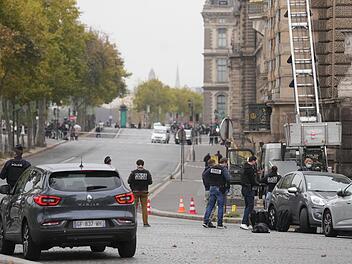 Raubüberfall auf Louvre in Paris