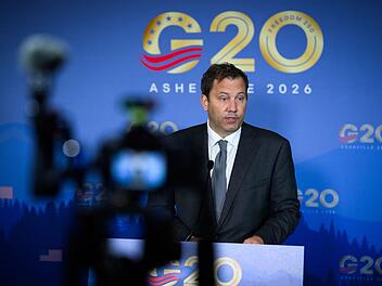 Lars Klingbei beim G20-Finanzminister-Treffen in Asheville (USA)