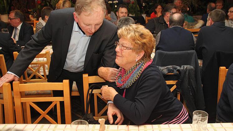 Günther Stenglein bei seiner Wahlveranstaltung in Willmersreuth. Foto: Jürgen Gärtner