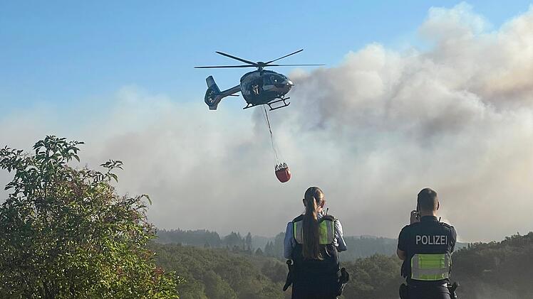 Waldbrand im H&uuml;rtgenwald