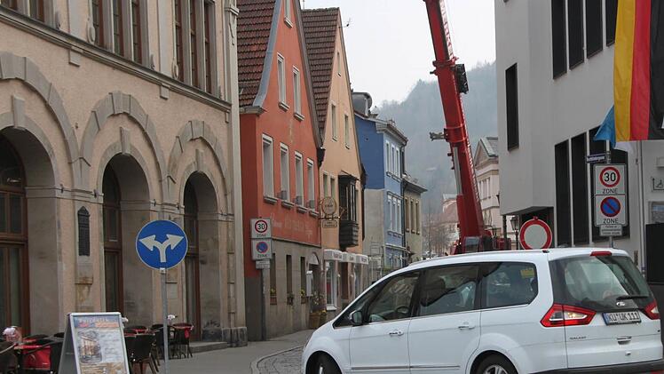 Wegen der Bauarbeiten ...