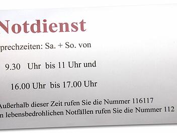 Die Tage, da Hausärzte im Wechsel in der eigenen Praxis auch außerhalb der normalen Dienstzeiten erreichbar waren, sind bald vorbei. Doch die Neuregelung mit einer einzigen Anlauf-/Anfahrstation im Landkreis in Haßfurt stößt auf heftige Kritik. Foto: Ralf Kestel