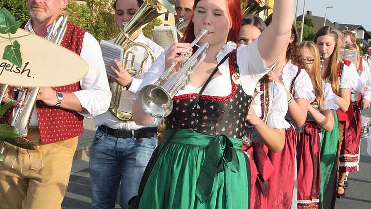 Die Musikkapelle Neuengrün Foto: Veronika Schadeck