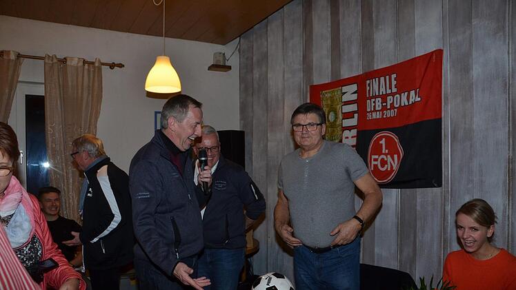 30 Jahre: Elmar Amling mit Kulttrainer Hans Meyer