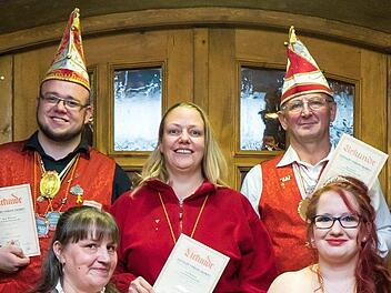 Hohe Ehrungen erhielten (von links):  Pierre Worschech, Manuela Word, Antje Hildmann, Horst Selbert und Sandy Worschech. Foto: B. Stelzner