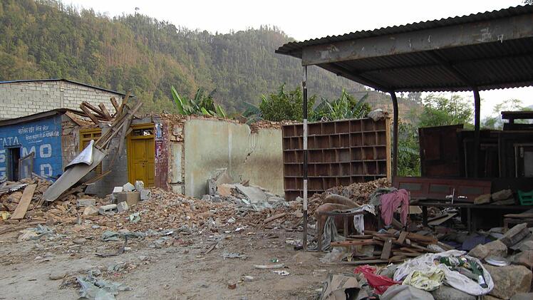 Nepal nach den Erdbeben  Foto: Nepalhilfe Kulmbach