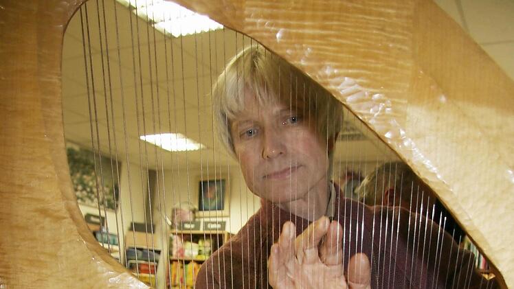 Hartmut Reuter von der Gruppe Klangbus illustrierte das Märchen musikalisch.