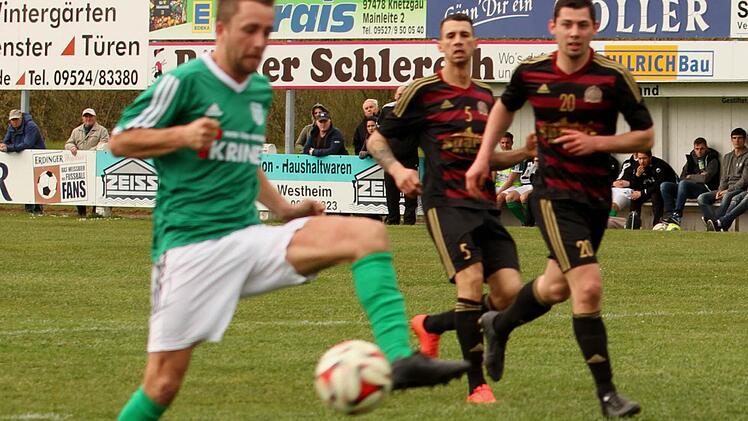 Völlig frei vor dem Tor hätte hinter Kapitän Daniel Rinbergas kurz vor Spielende noch ein weiteres Tor erzielen können, vergibt jedoch knapp; den Kahlern blieb keine Chance mehr zum Eingreifen. Fotos. Günther Geiling