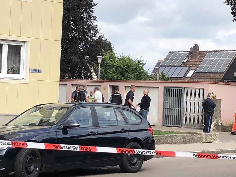 Gunzenhausen: Frau und drei Kinder bei Familiendrama getötet - Vater schwer verletzt