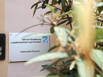 In den kommenden Jahren wird die Kronacher Außenstelle des Landwirtschaftsamtes noch Anlaufstelle für Bauern aus dem Landkreis sein. Nach dem Umzug nach Kulmbach wird es aber zumindest an bestimmten Tagen eine Sprechstunde in der Cranach-Stadt geben. Foto: Marian Hamacher