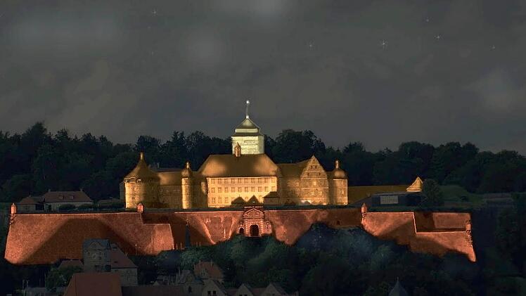 So könnte die Festung Rosenberg nach Vorstellung von Harald Quinger künftig beleuchtet werden. Foto: Raum-Objekt-Licht