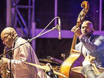 Hot! Das Branford Marsalis Quartet spielte am Dechsendorfer Weiher Jazz auf Weltklasseniveau.  Foto: Kilian Reil