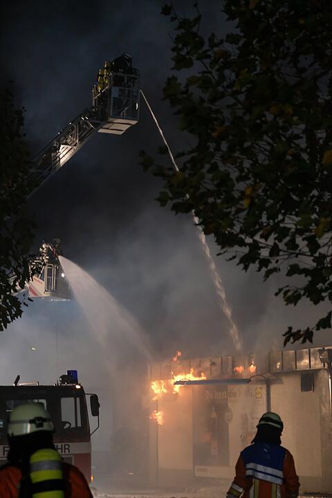 Nürnberg: Lidl brennt