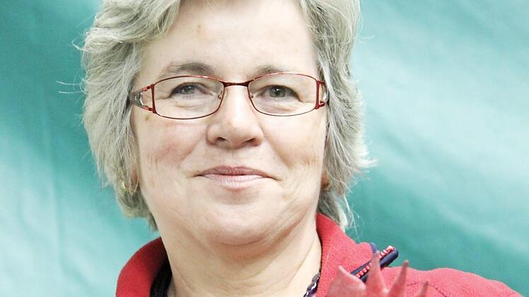 Gerlinde Seyferth und ihr Australorps gehörten zu den erfolgreichsten Teilnehmern der Kreisgeflügelschau. Foto: K. Müller-Sanke