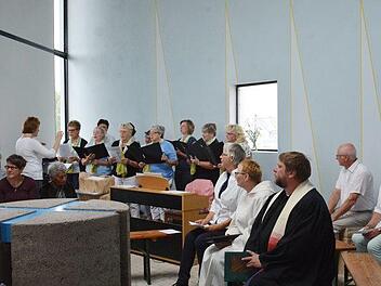 Schon nach dem Gottesdienst kamen die ersten Vorschläge. Foto: Hanns Friedrich