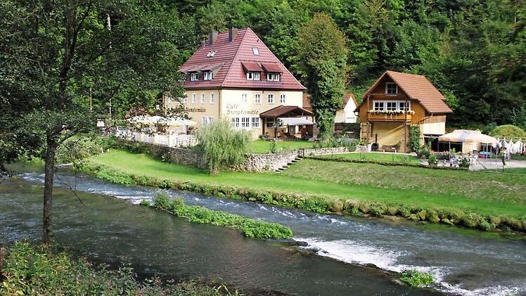 Die "Vorderseite" der Stempfermühle, von der Bundesstraße aus gesehen. Fotos: Reinhard Löwisch
