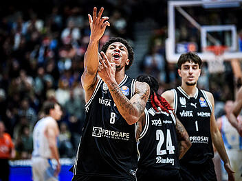 64 Punkte in 2. Halbzeit: Bamberger Offensiv-Show in Jena