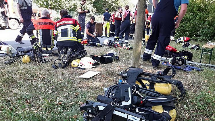 Gasaustritt in Neuhaus an der Pegnitz: Mehrere H&auml;user ger&auml;umt