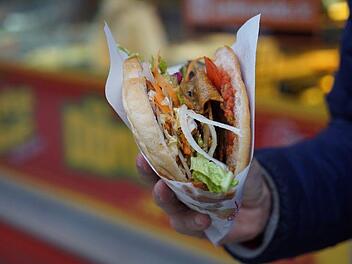 In Weimar darf der D&ouml;ner nicht mehr D&ouml;ner hei&szlig;en - denn f&uuml;r diesen gelten strenge Bedingungen in der Zusammensetzung des Fleisches. Symbolbild: FreeToUseSounds/pixabay.com