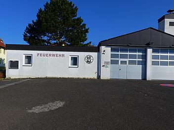 Der  Gemeinderat verabschiedete den Neubau einer Kombination aus Feuerwehr-und Dorfgemeinschaftshaus in Ebenhausen.