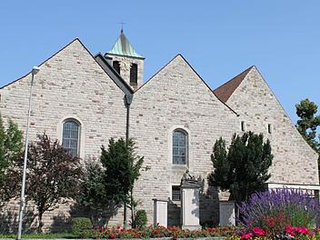 Im Zentrum der Pfarrei: die Pfarrkirche Maria Magdalena.  Foto: may