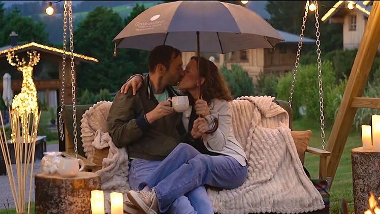 Martin und Sarah schweben im siebten Himmel.