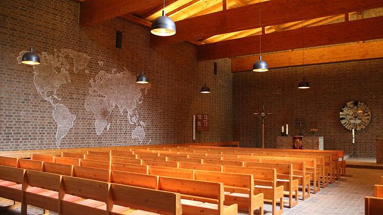 Blick in den Innenraum der Kirche. Foto: Fenna Kreuz