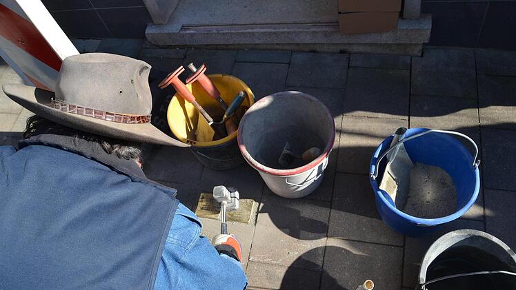 Verlegung der Bad Brückenauer Stolpersteine.Johannes Schlereth