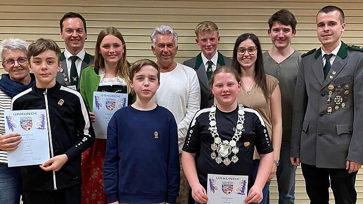 Die Vereinsmeister der Almrauschsch&uuml;tzen Neuwirtshaus 2025/2026.