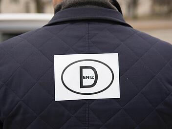 Die Inhaftierung des deutsch-türkischen Journalisten Deniz Yücel, ist der aktuelle Anlass, warum Kreistagsmitglied Peter Jacobi fordert, die Bemühungen um eine Partnerschaft mit der türkischen Region Manisa zu stoppen. Foto: dpa