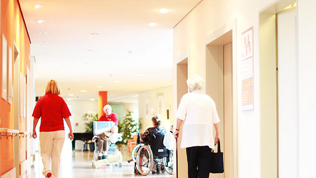 Pflegeheim, Altenheim, Kosten, Elternunterhalt, Kinder, Einkommensgrenzen