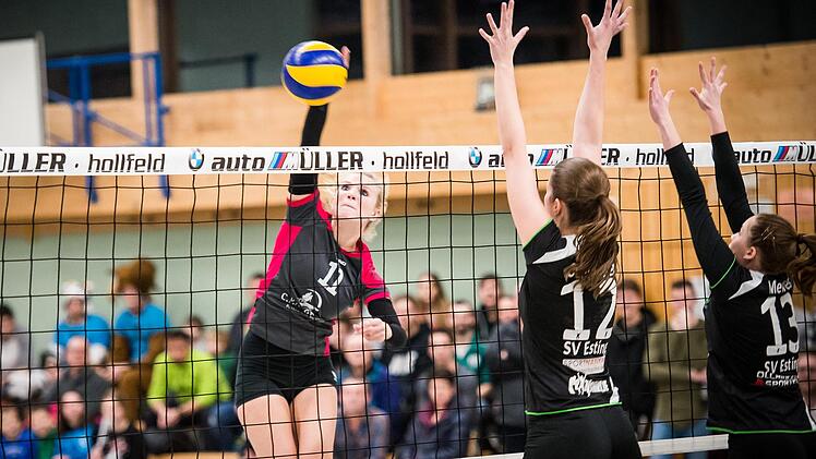 Den Young Volleys gelang  ein hart umk&auml;mpfter 3:2-Heimsieg gegen den SV Esting. Alexander Muck