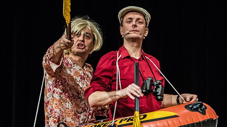 So feiert das Trio "TBC" die offizielle Premiere seines neuen Programms "Aller Unfug ist schwer" im Coburger Kongresshaus.