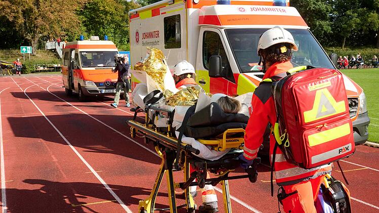 Amok-Lage im Bamberger Stadion simuliert: Einsatzkräfte proben Ernstfall