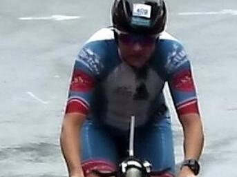 Nadja Lindner kam als Zw&ouml;lfte aus dem Wasser, arbeitete sich auf dem Rad auf Rang 2 vor und sprintete auf der Laufstrecke noch zum Gesamtsieg.  Foto: Karl Heinz Weber