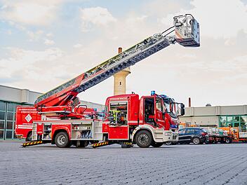 Bamberg: Feuerwehr bekommt neue Drehleiter - Fuhrpark nun wieder komplett