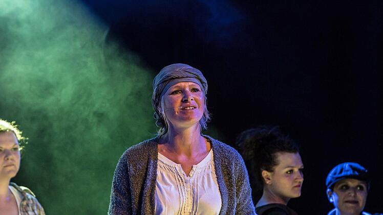 Impressionen von der Show-Gala des Vocalensembles Coburg unter der Leitung von Steffi Berg in Bad RodachFoto: Jochen Berger