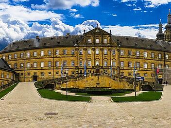 Majestätisch liegt Kloster Banz über Lichtenfels