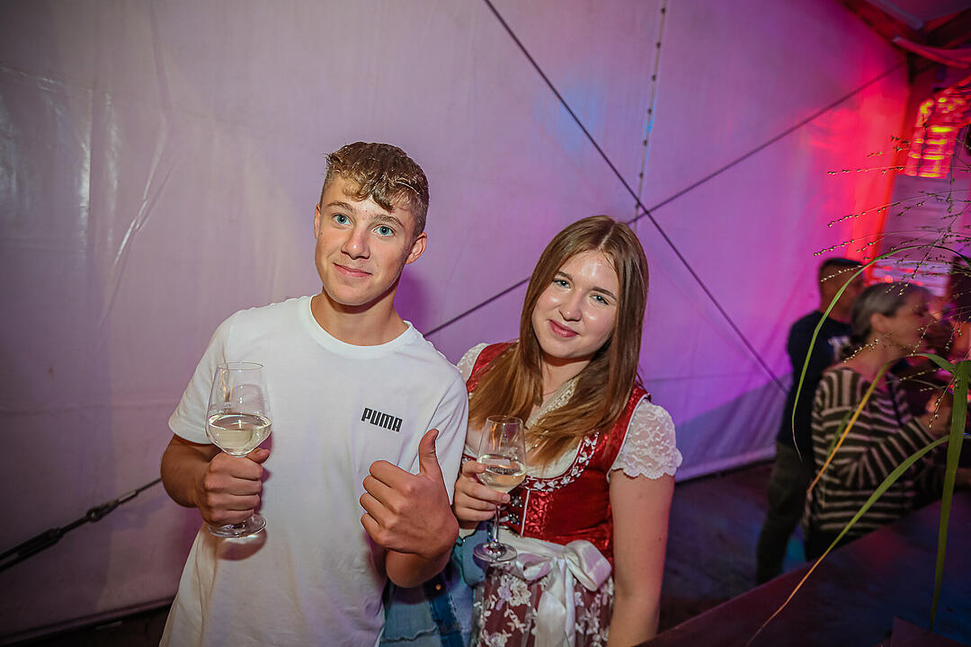 Impressionen vom größten Weinfest in Franken!