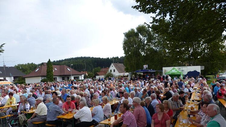 Blick auf die ZuschauerFoto: Klaus-Peter Wulf