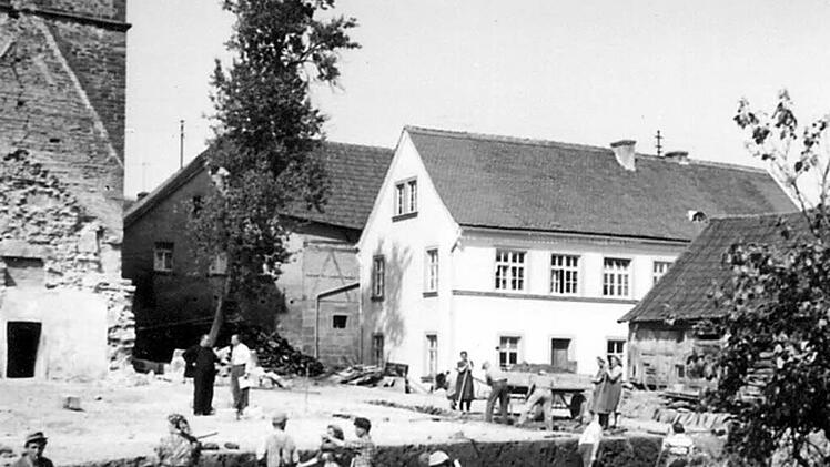 Bild vom Kirchenbau 1957 Foto: Archiv Udo Sell