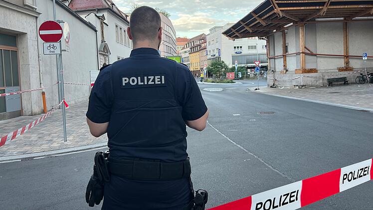 Messerstecherei vor Diskothek in W&uuml;rzburg: Ein Toter und zwei Schwerverletzte