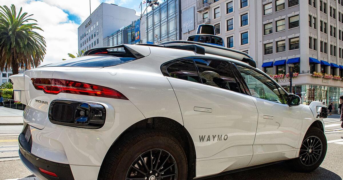 Frau-bringt-Kind-in-Waymo-Robotaxi-zur-Welt
