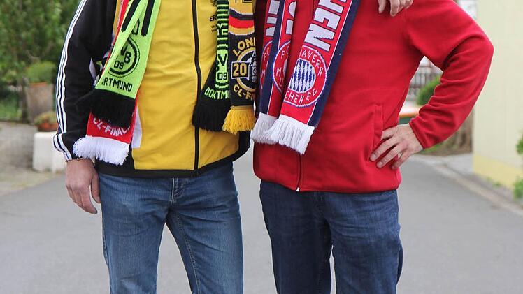 Wer ist nochmal wer? Die Kappe macht den Unterschied bei den Zwillingen aus Effeltrich. Fotos: Gründel