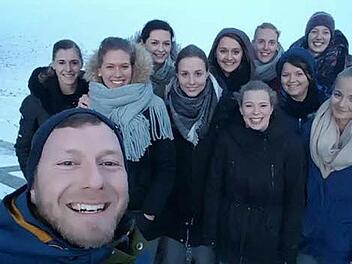 Nach einem kleinen Winterspaziergang vor dem Spiel wurde Hammelburgs Frauen von Eiselfing ordentlich eingeheizt. Foto: Olli Möller