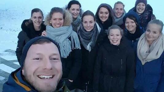 Nach einem kleinen Winterspaziergang vor dem Spiel wurde Hammelburgs Frauen von Eiselfing ordentlich eingeheizt. Foto: Olli Möller