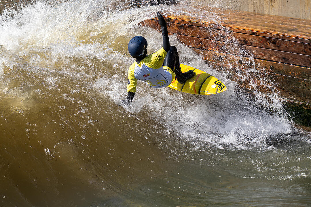 Die Surferwelle mitten in Nürnberg