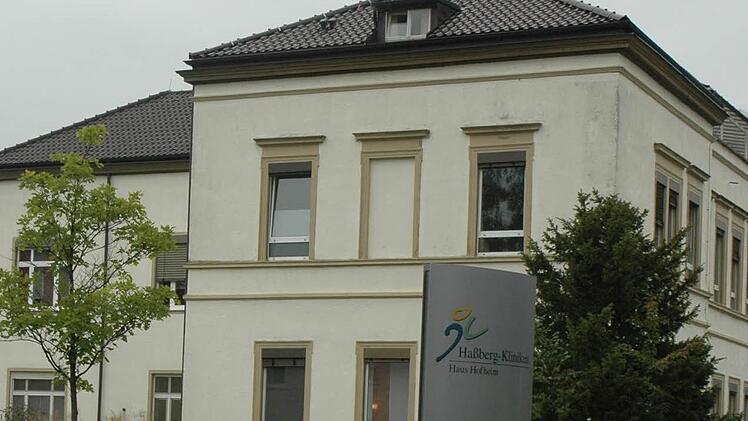 Im Obergeschoss des früheren Hauses Hofheim der Haßberg-Kliniken soll 2019 das Veterinäramt einziehen Es befindet sich momentan noch im Hauptgebäude am Herrenhof 1 in Haßfurt. Archiv