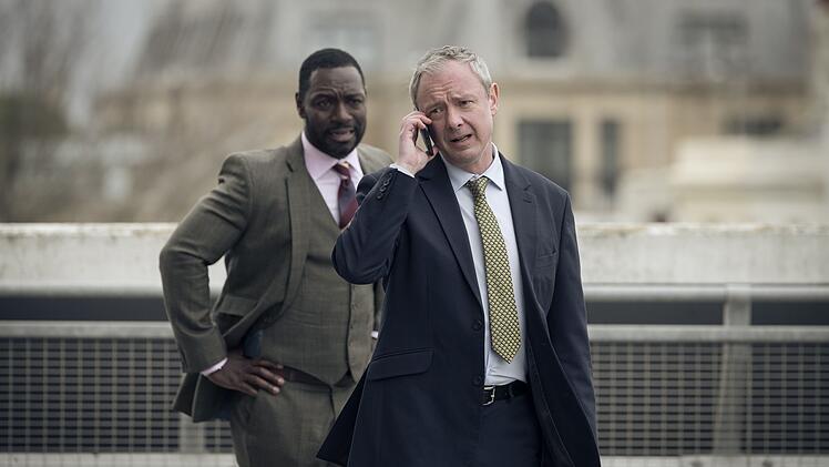 Detective Grace (John Simm, rechts) ermittelt in neuen Folgen der gleichnamigen britischen Krimireihe gemeinsam mit seinem Kollegen DS Glenn Branson (Richie Campbell).