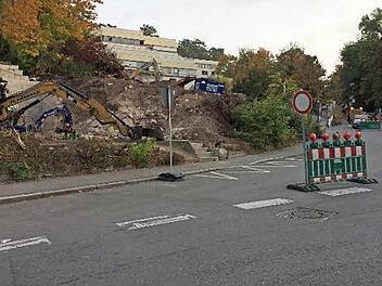 Der Abzweig von der Leopoldstraße in Richtung Elsässer Straße/Probstgrund ist seit Montag gesperrt. Fotos: Oliver Schmidt
